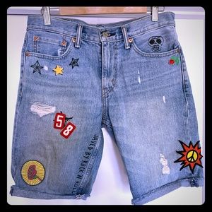 Levi’s 511 Denim shorts with prints and patches 32